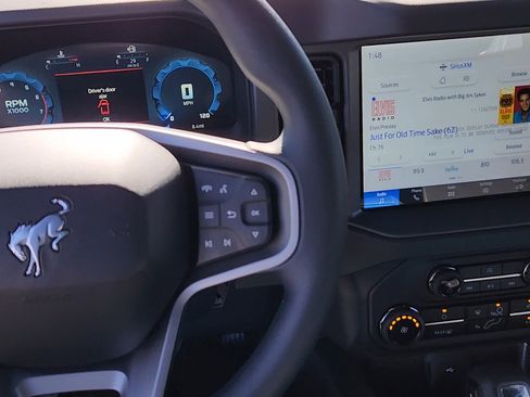 New 2025 Ford Bronco 2-Door image 20