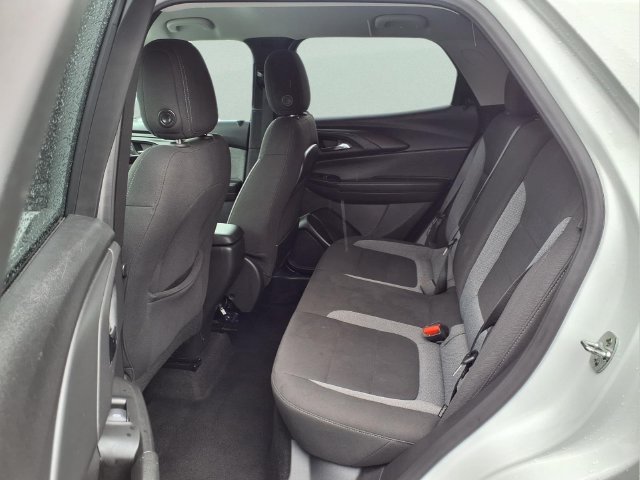 Used 2025 Chevrolet TrailBlazer LT FWD image 13