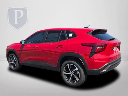 New 2026 Chevrolet Trax RS w/ Driver Confidence Package FWD image 9