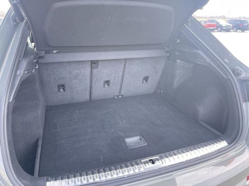 Used 2025 Audi Q3 2.0T Premium image 15