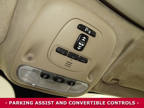 Used 2010 Jaguar XK Convertible image 25