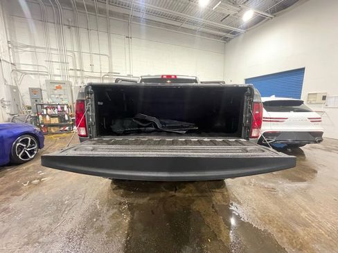 Used 2013 RAM 1500 Express image 2