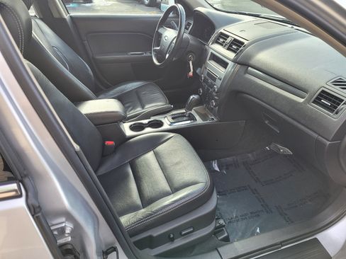 Used 2011 Ford Fusion SEL w/ 301A Rapid Spec Order Code image 12