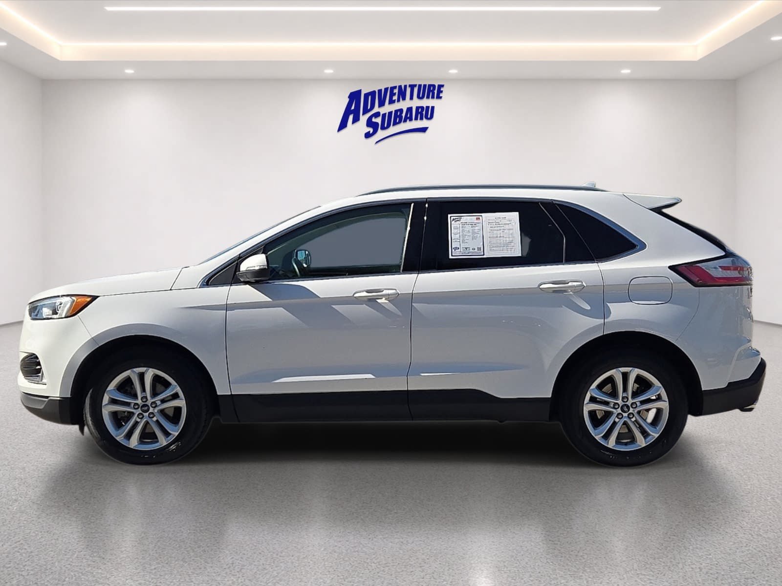 Used 2020 Ford Edge SEL FWD image 4