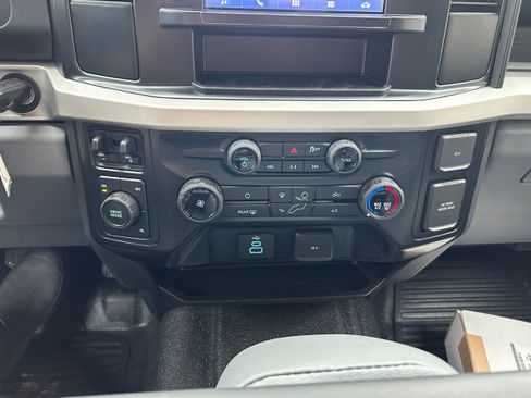 New 2026 Ford F550 4x4 Supercab Super Duty image 29