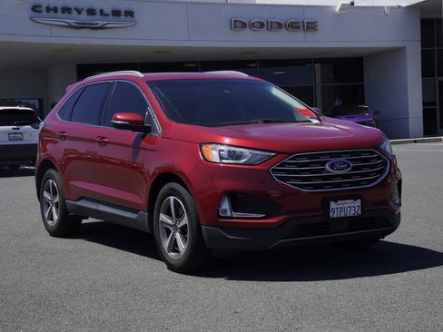 Used 2020 Ford Edge SEL w/ Convenience Package FWD image 2