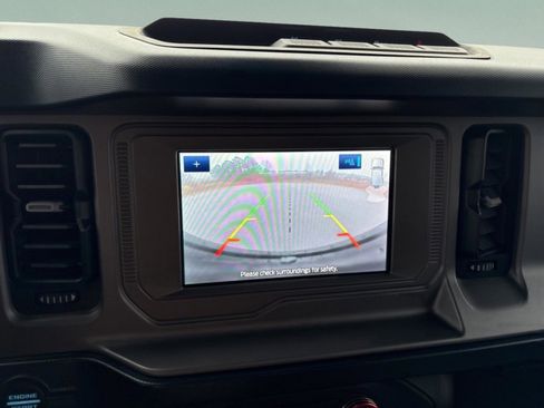 Used 2021 Ford Bronco Outer Banks image 14