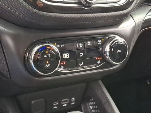 Used 2023 Chevrolet TrailBlazer LT w/ Convenience Package image 15