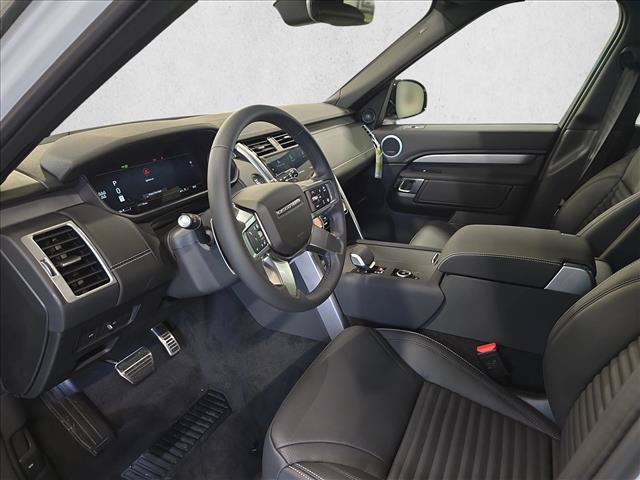 New 2026 Land Rover Discovery Dynamic SE AWD/4WD image 17