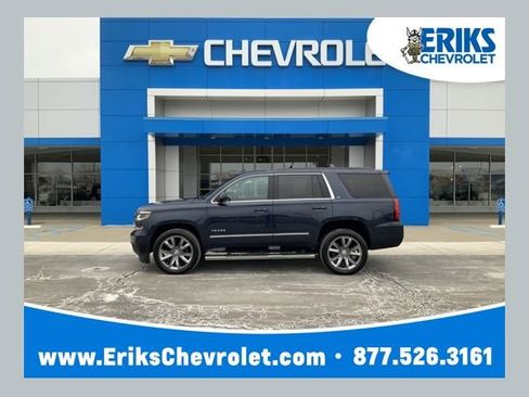 Used 2019 Chevrolet Tahoe LT w/ LT Signature Package image 1