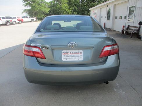 Used 2007 Toyota Camry LE FWD image 5