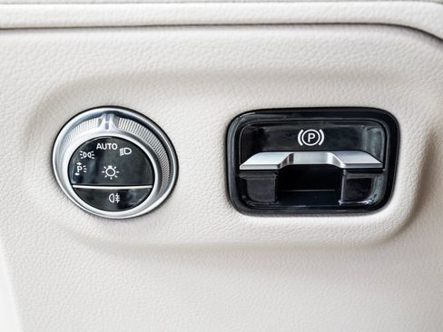 Used 2023 Mercedes-Benz EQS 450+ 4MATIC SUV image 43