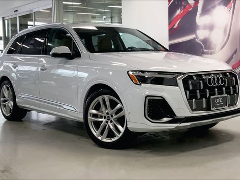 New 2025 Audi Q7 3.0T Premium Plus image 21