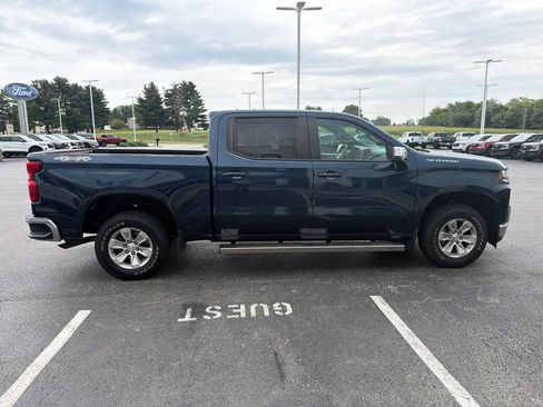 Used 2021 Chevrolet Silverado 1500 LT w/ Safety Package II AWD/4WD image 6