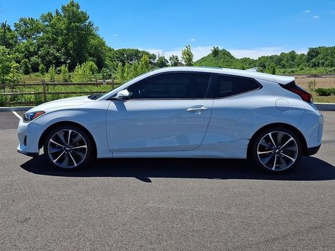 Used 2020 Hyundai Veloster 2.0 Premium FWD image 4