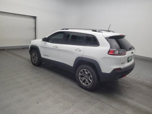 Used 2020 Jeep Cherokee Trailhawk w/ Cold Weather Group AWD/4WD image 3