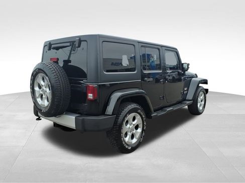 Used 2014 Jeep Wrangler Unlimited Sahara w/ Connectivity Group image 23