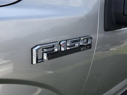 Used 2017 Ford F150 XLT w/ Equipment Group 301A Mid AWD/4WD image 15