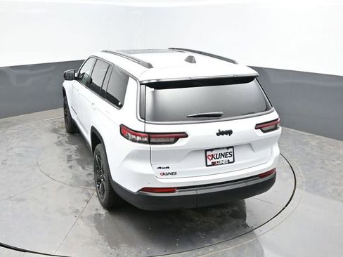 New 2026 Jeep Grand Cherokee L Limited AWD/4WD image 38