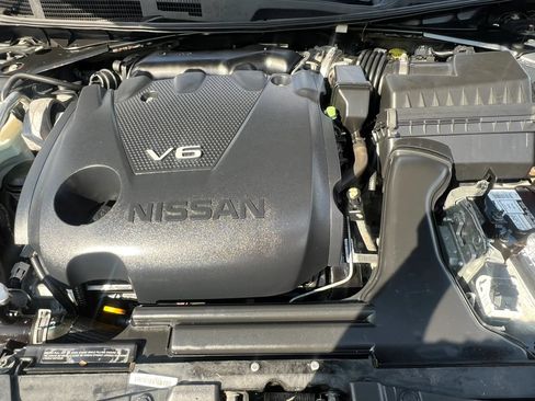 Used 2017 Nissan Maxima 3.5 SL FWD image 35