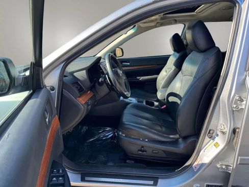 Used 2014 Subaru Outback 2.5i Limited AWD/4WD image 24