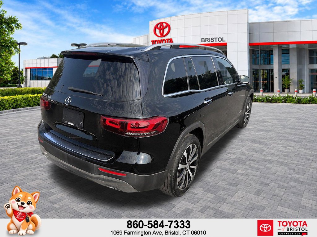 Used 2022 Mercedes-Benz GLB 250 image 7