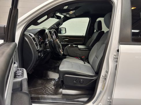 Used 2022 RAM 1500 Big Horn AWD/4WD image 14