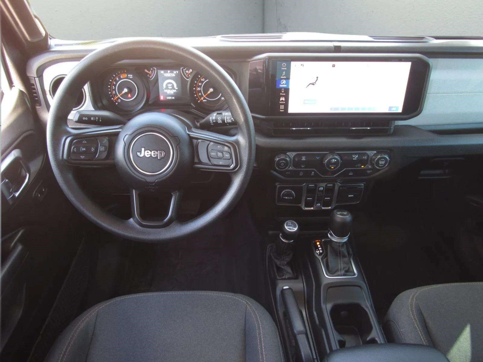 Used 2026 Jeep Wrangler Unlimited Sport AWD/4WD image 16