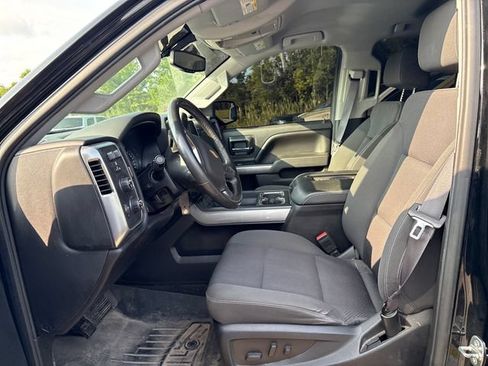 Used 2017 Chevrolet Silverado 1500 LT w/ All Star Edition AWD/4WD image 7