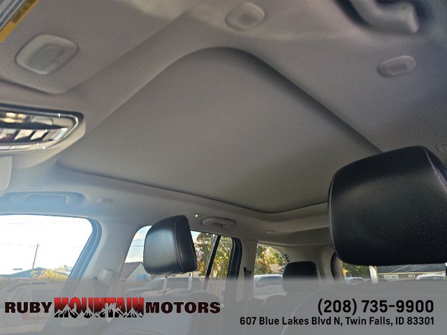 Used 2023 Jeep Grand Cherokee 4WD 4xe image 14