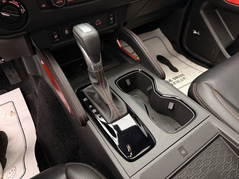 Used 2024 Nissan Frontier PRO-4X w/ Pro Premium Package image 46