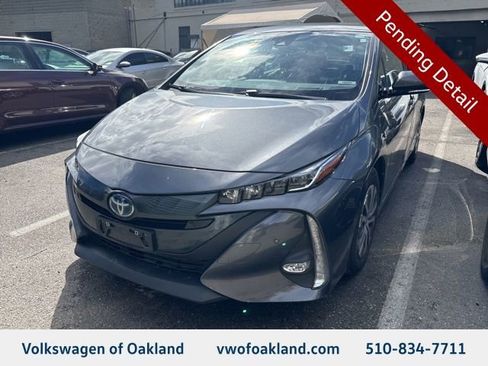 Used 2020 Toyota Prius Prime Limited image 1