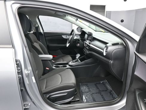 Used 2024 Kia Forte LXS FWD image 33