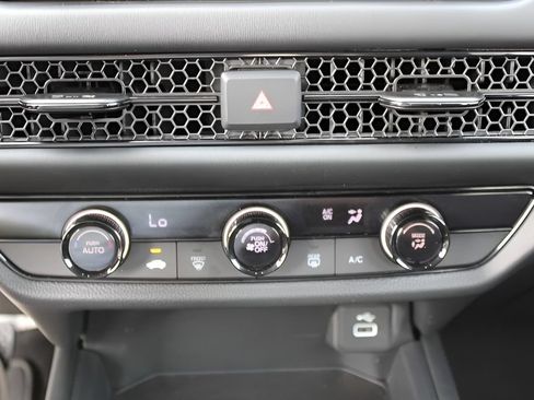 Used 2025 Honda HR-V LX image 17