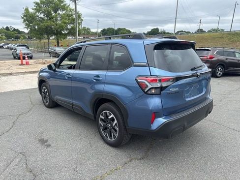 Certified 2025 Subaru Forester Premium w/ Convenience Package #1 AWD/4WD image 5