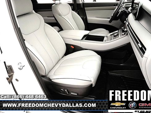 Used 2025 Hyundai Palisade SEL AWD/4WD image 12