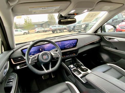 Used 2025 Buick Envision Sport Touring image 32