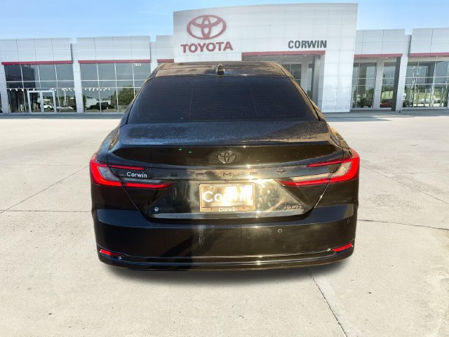 Used 2025 Toyota Camry XLE w/ Premium Plus Package FWD image 4