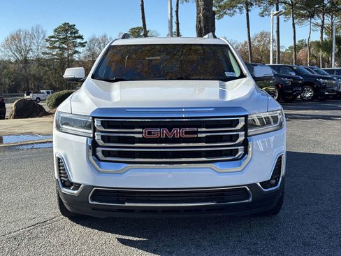 Used 2023 GMC Acadia SLT image 3