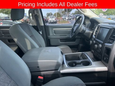 Used 2016 RAM 1500 Big Horn AWD/4WD image 3