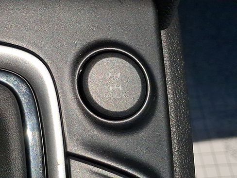 Used 2020 Hyundai Kona Limited AWD/4WD image 27