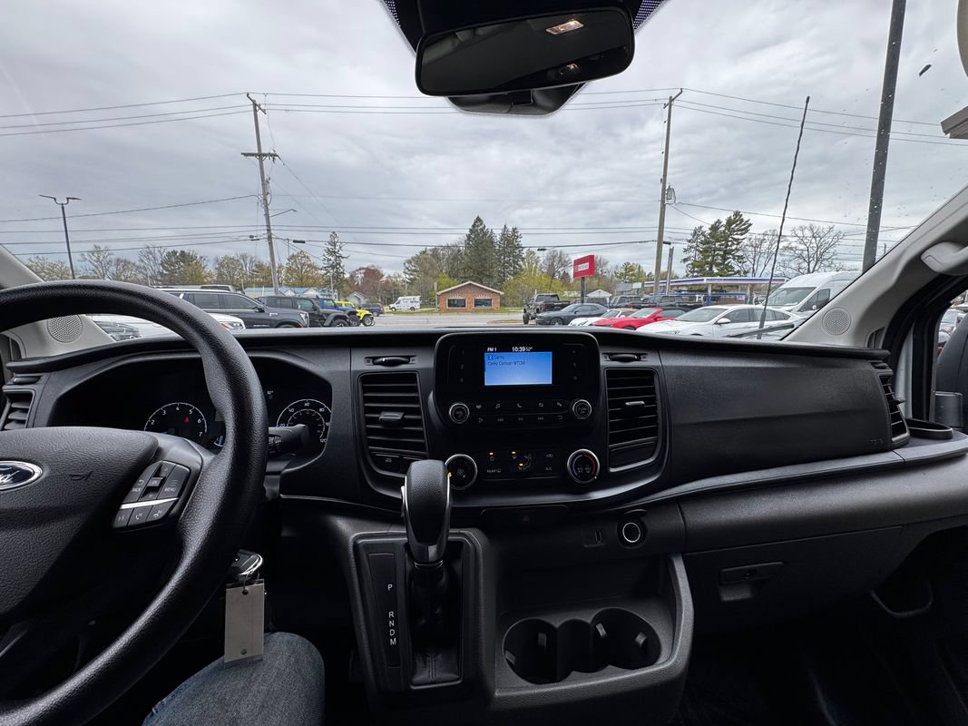Used 2024 Ford Transit 250 Low Roof AWD w/ Exterior Upgrade Package image 23