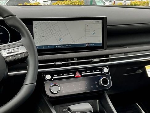 New 2025 Hyundai Santa Cruz Limited image 8