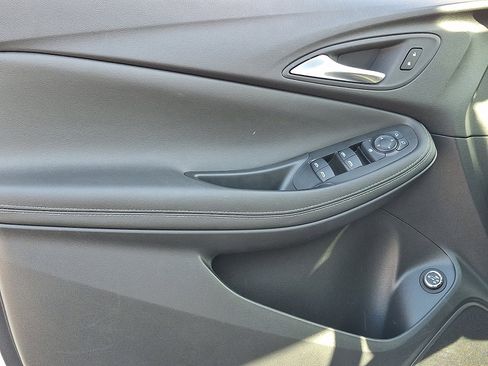 Certified 2025 Buick Encore GX Preferred image 13