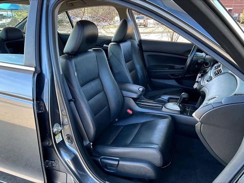 Used 2011 Honda Accord SE image 8