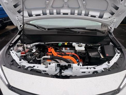 New 2027 Chevrolet Bolt LT w/ Comfort Package FWD image 25