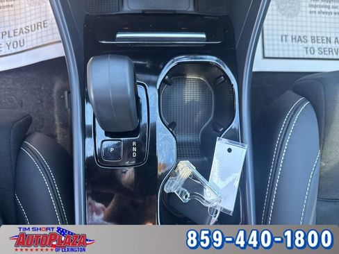 Used 2023 Volvo XC40 Recharge Ultimate image 41