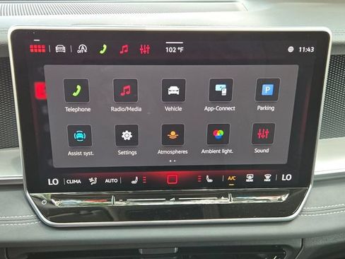 New 2026 Volkswagen Tiguan SE FWD image 19