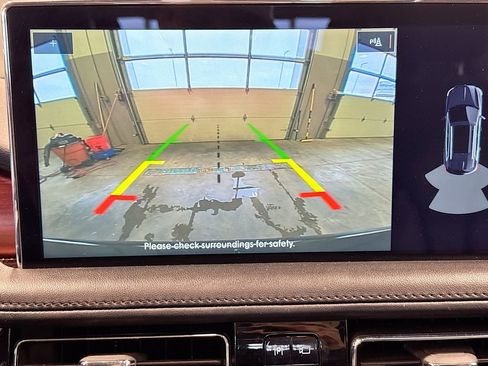 Used 2022 Lincoln Nautilus Reserve image 12