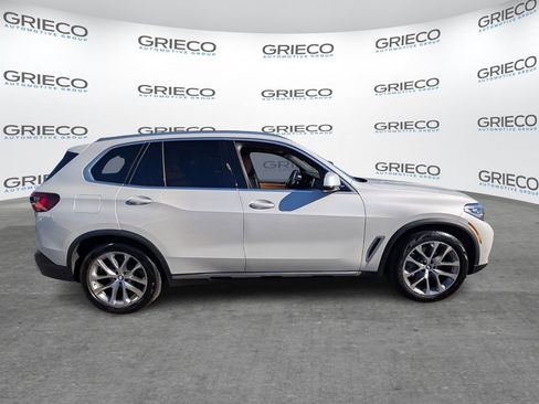 Used 2023 BMW X5 xDrive40i w/ Premium Package AWD/4WD image 8